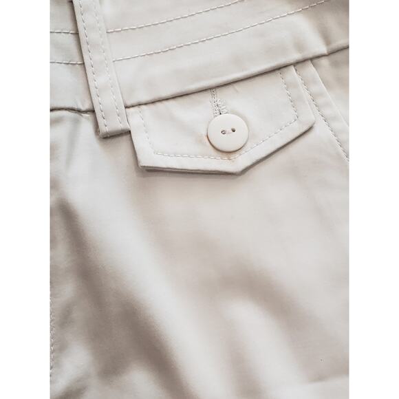 Old Navy Just Below Waist Stretch Cream Capri Pants - Size 4 - Picture 4 of 5